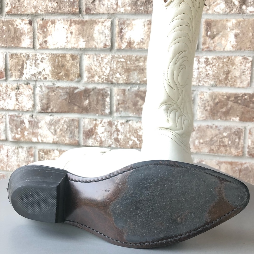 SOLD  Vintage ACME White Cowboy Boots - Picture 6 of 6